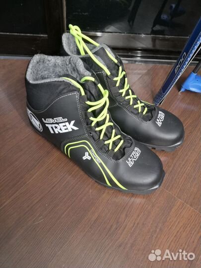 Беговые лыжи 200см