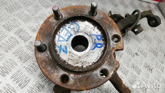 Ступица передняя правая toyota land cruiser prado