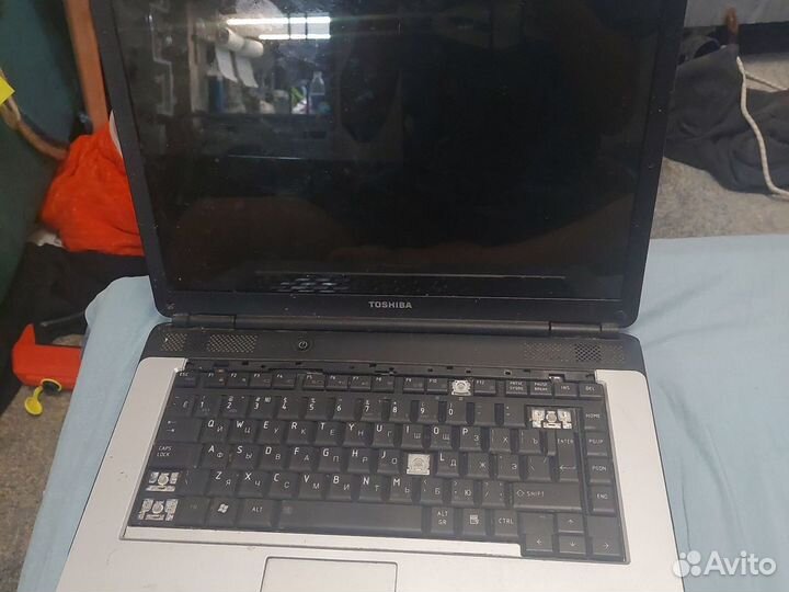 Ноутбук toshiba satellite l300 на запчасти