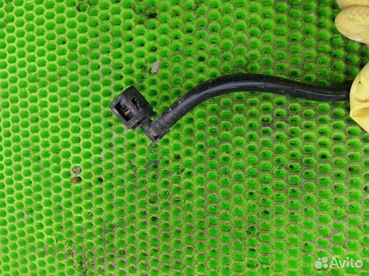 Трубка вакуумная Ford C-Max