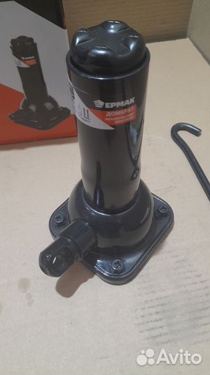 Механический винтовой домкрат ермак 2 т, 215-485 м