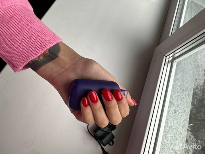 Модель на маникюр