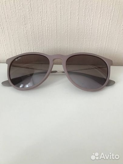 Новые солнцезащитные очки Ray Ban erika RB4171