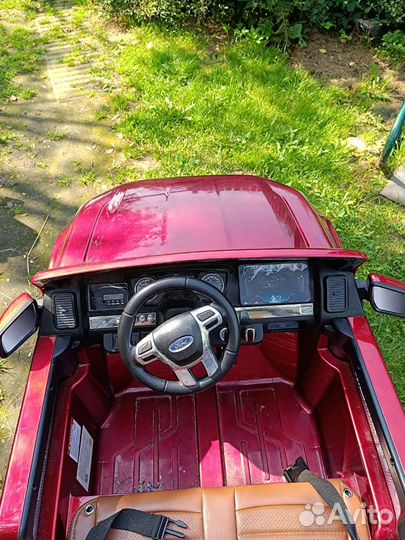 Детский электромобиль двухместный бу