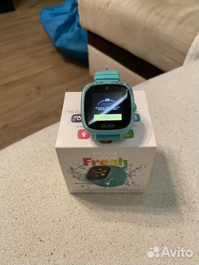 ELARI CardPhone