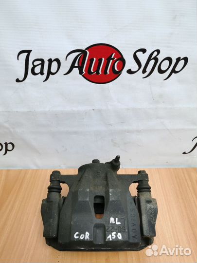 Суппорт передний левый Toyota Corolla 150