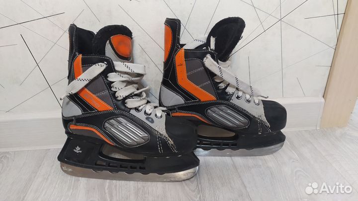 Коньки хоккейные детские 36 размер