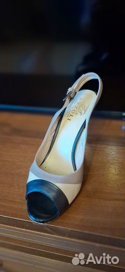 Босоножки женские 38 размер натуральная кожа