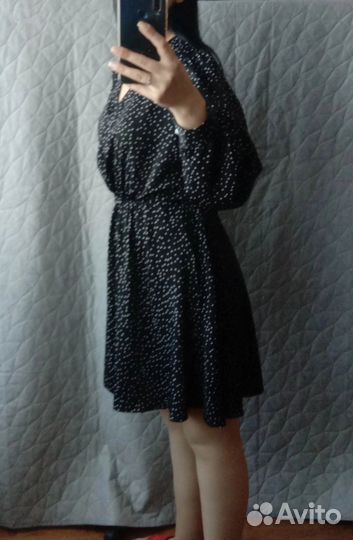 Платье в мелкий горошек 44 размер