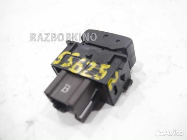 Кнопка обогрева сидений