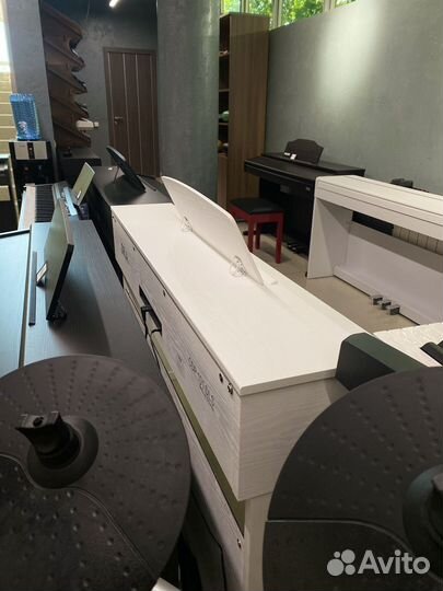 Цифровые фортепиано в наличии и под заказ