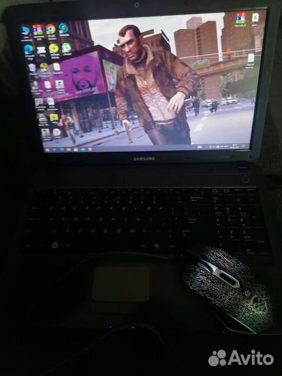 Ноутбук samsung