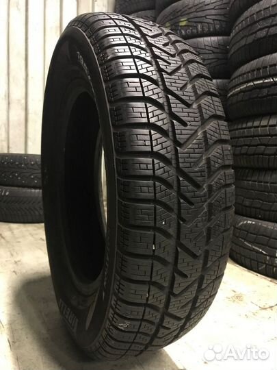 Pirelli Winter 210 SnowControl Serie III 195/70 R16 107L
