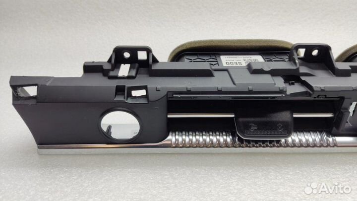 Дефлектор воздушный Kia K5 DL3 G4NA 2021