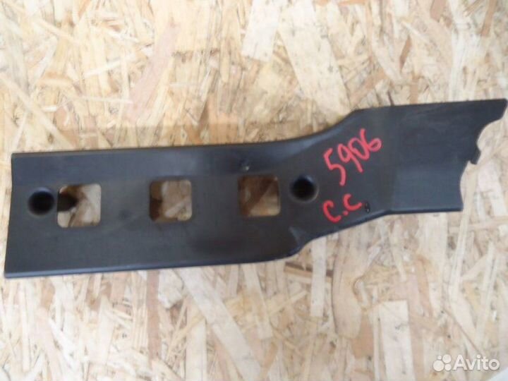 Кронштейн Volkswagen Passat CC cawb 2009