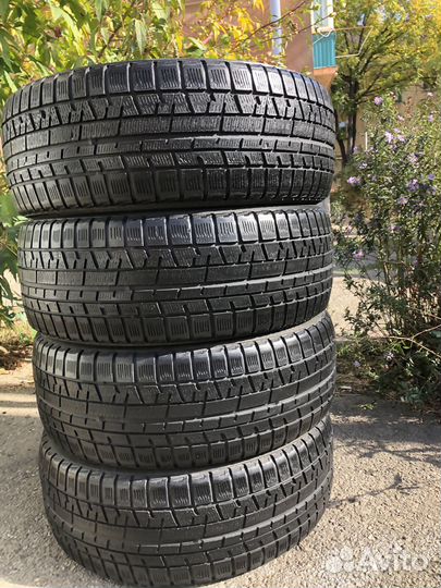 Yokohama Ice Guard IG50 215/55 R17