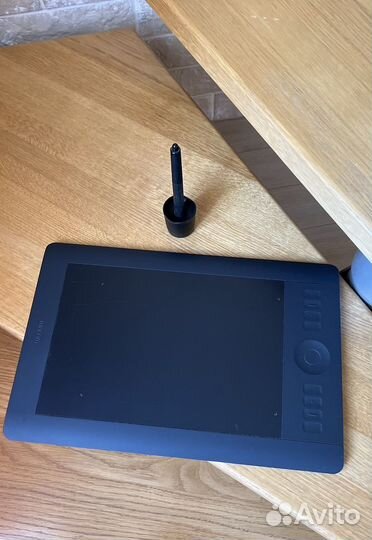Графический планшет Wacom Intuos5 Touch M PTH-650