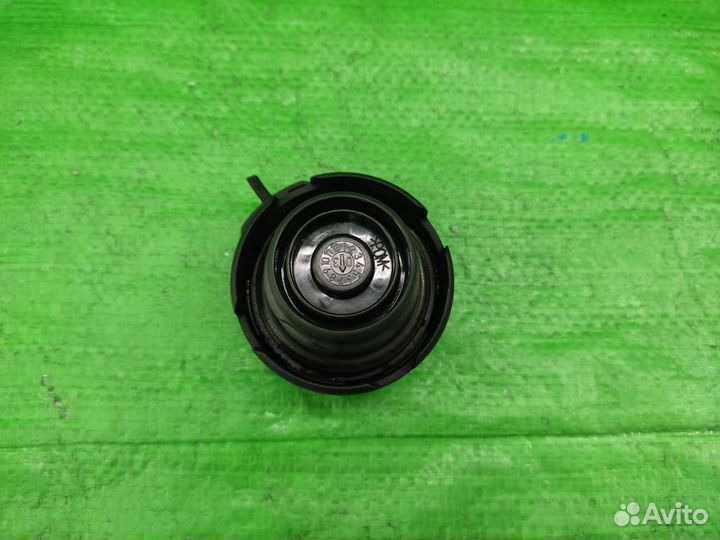 Крышка топливного бака Volkswagen Touareg