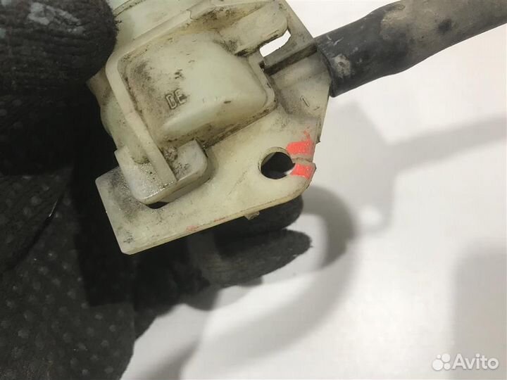 Бачок главного цилиндра сцепления Opel Zafira B 2