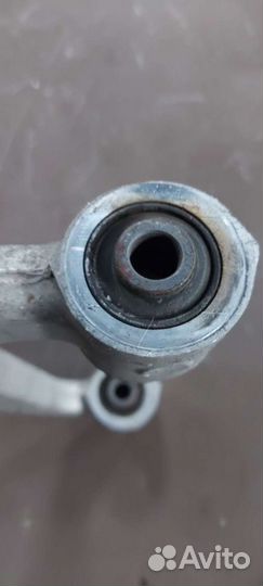 Рычаг задний верхний на Nissan Fuga