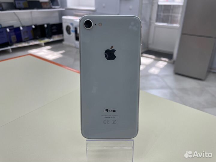 iPhone 8, 64 ГБ