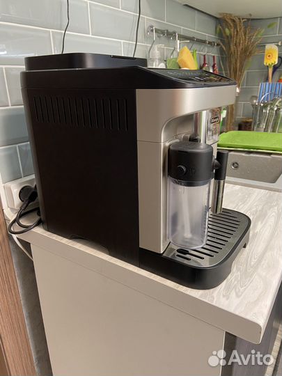 Кофемашина delonghi