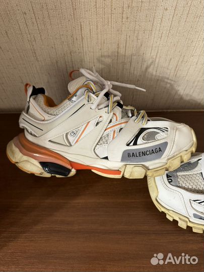 Balenciaga track 1