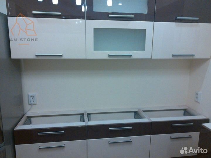 Столешницы из акрилового камня