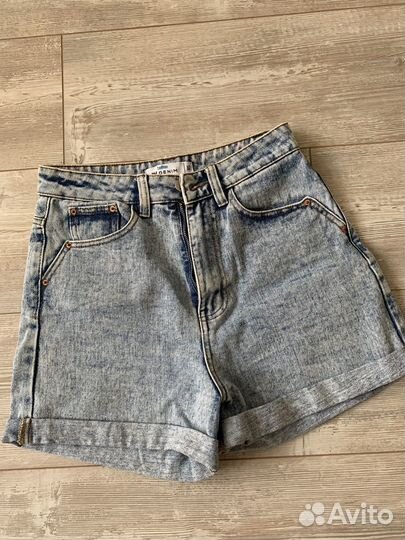 Шорты женские