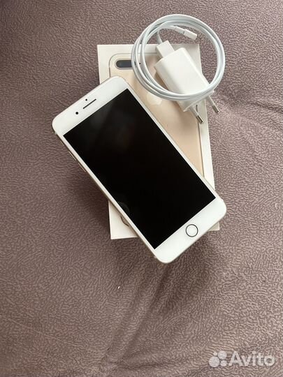 Телефон iPhone 7 plus