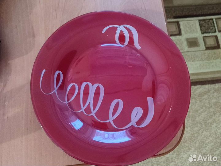 Тарелки Люминарк красные