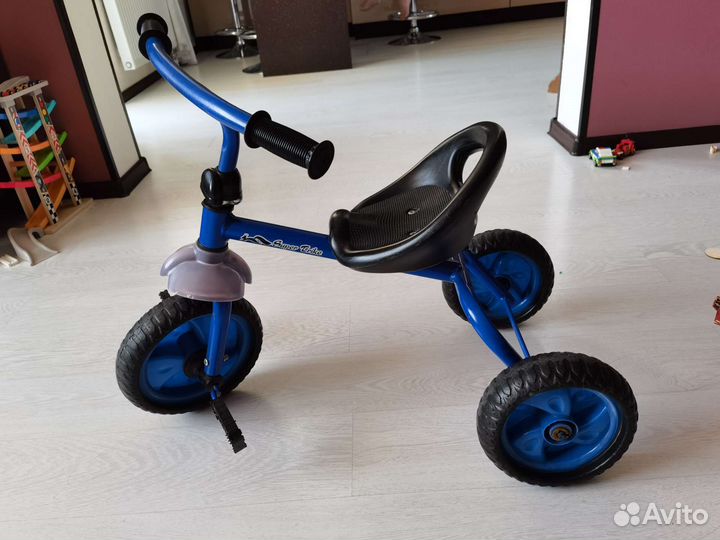 Велосипед детский трёхколёсный
