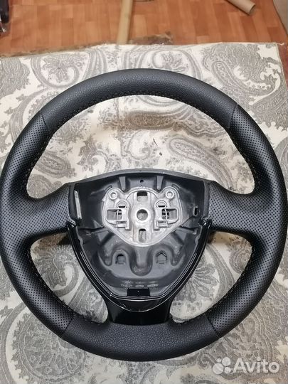 Перешитый руль priora 2