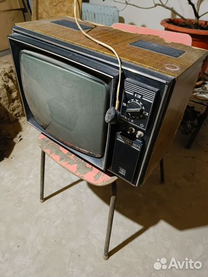 Телевизор Рассвет 307-1