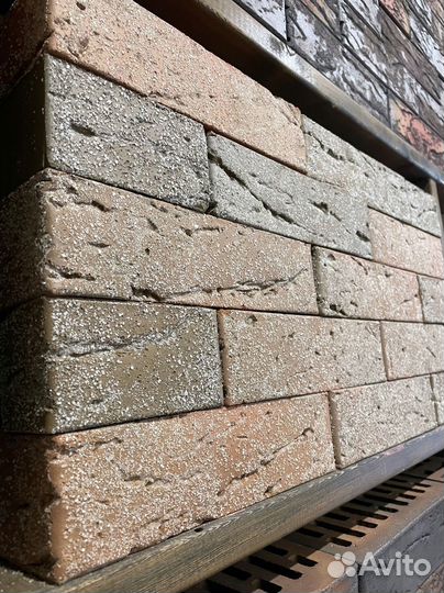 Кирпич облицовочный кладка нуар терра Браер