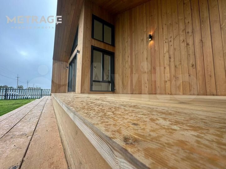 Дом 98 м² на участке 8 сот.