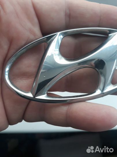 Элантра Эмблема передняя Hyundai 00-09