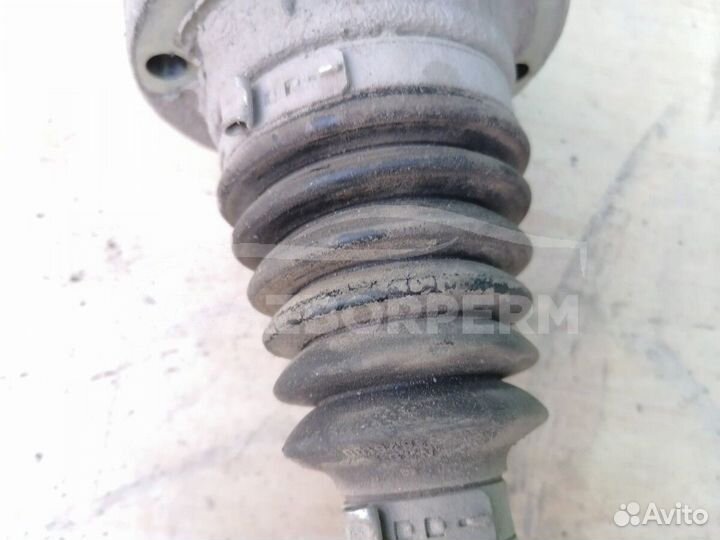 Вал приводной передний лев/прав (привод в сборе) V