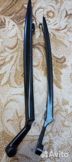 Рычаг стеклоочистителя