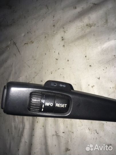 Подрулевой переключатель Volvo V50 B5244S 2008