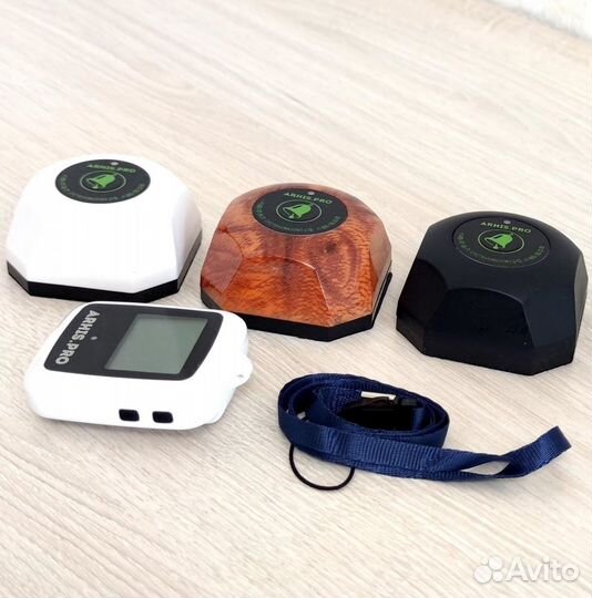 Кнопка вызова персонала и часы пейджер Поясной