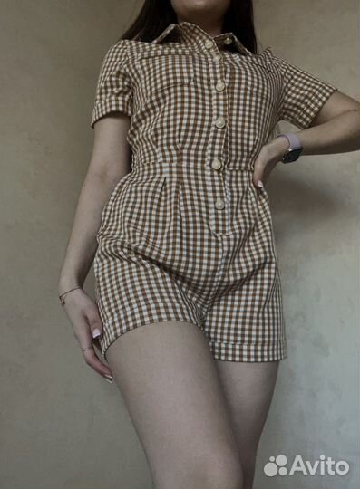 Комбинезон с шортами