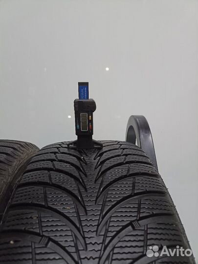Goodyear UltraGrip Ice+ 215/55 R17