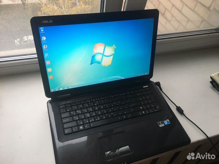 Ноутбук asus K70i диагональ 17,3 дюйма