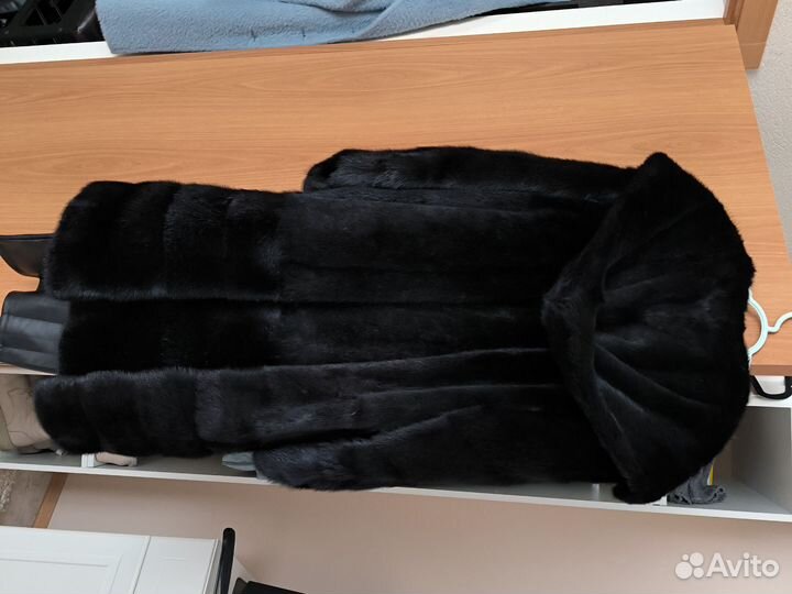 Шуба норковая с капюшоном
