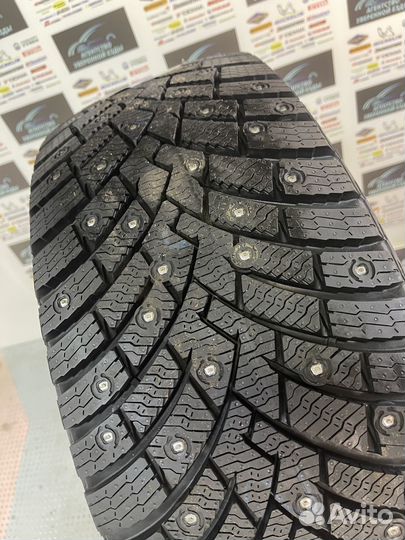 Pirelli Scorpion Ice Zero 2 275/40 R21 107H