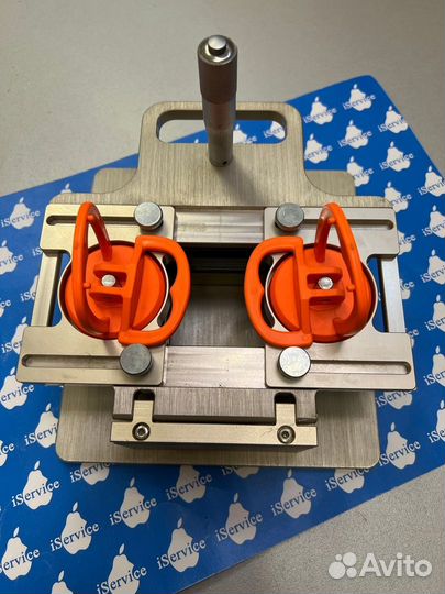 Аппарат для расклейки дисплеев и задних крышек