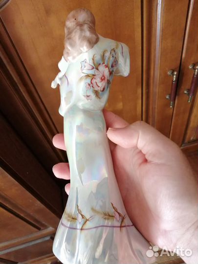 Фарфоровые статуэтки