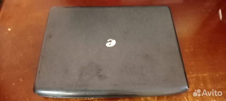 Ноутбук на запчасти