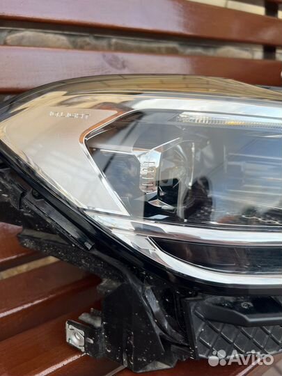 Фара Volkswagen Polo MK6 2020 правая